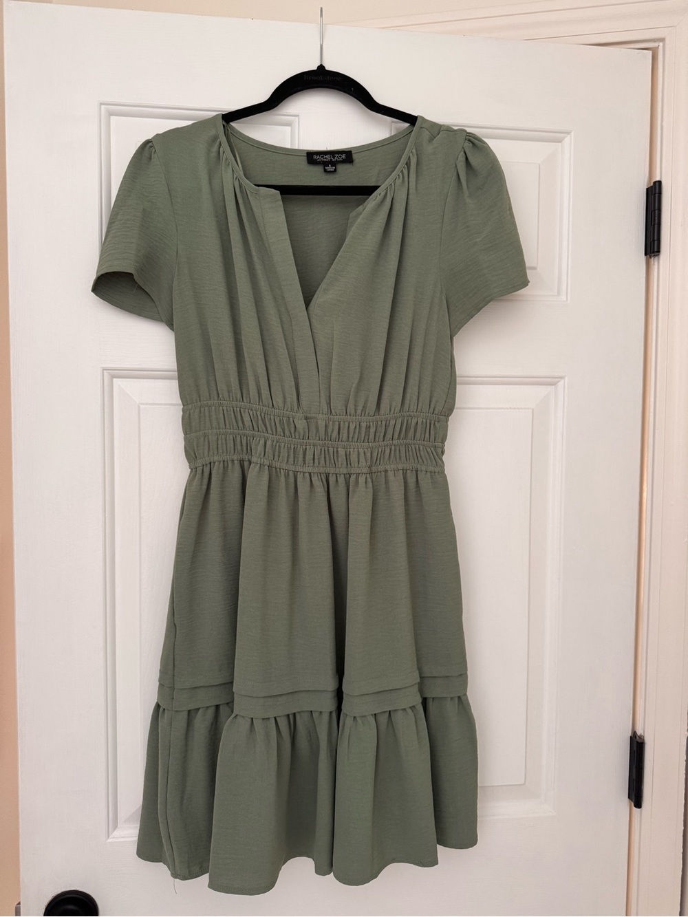 Rachel Zoe Olive Green V-Neck Tiered Short Sleeve Dress
